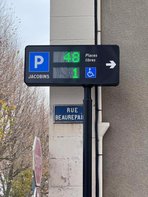 Le Laurencin Sens - Le Keys - Coeur De Ville Esterno foto